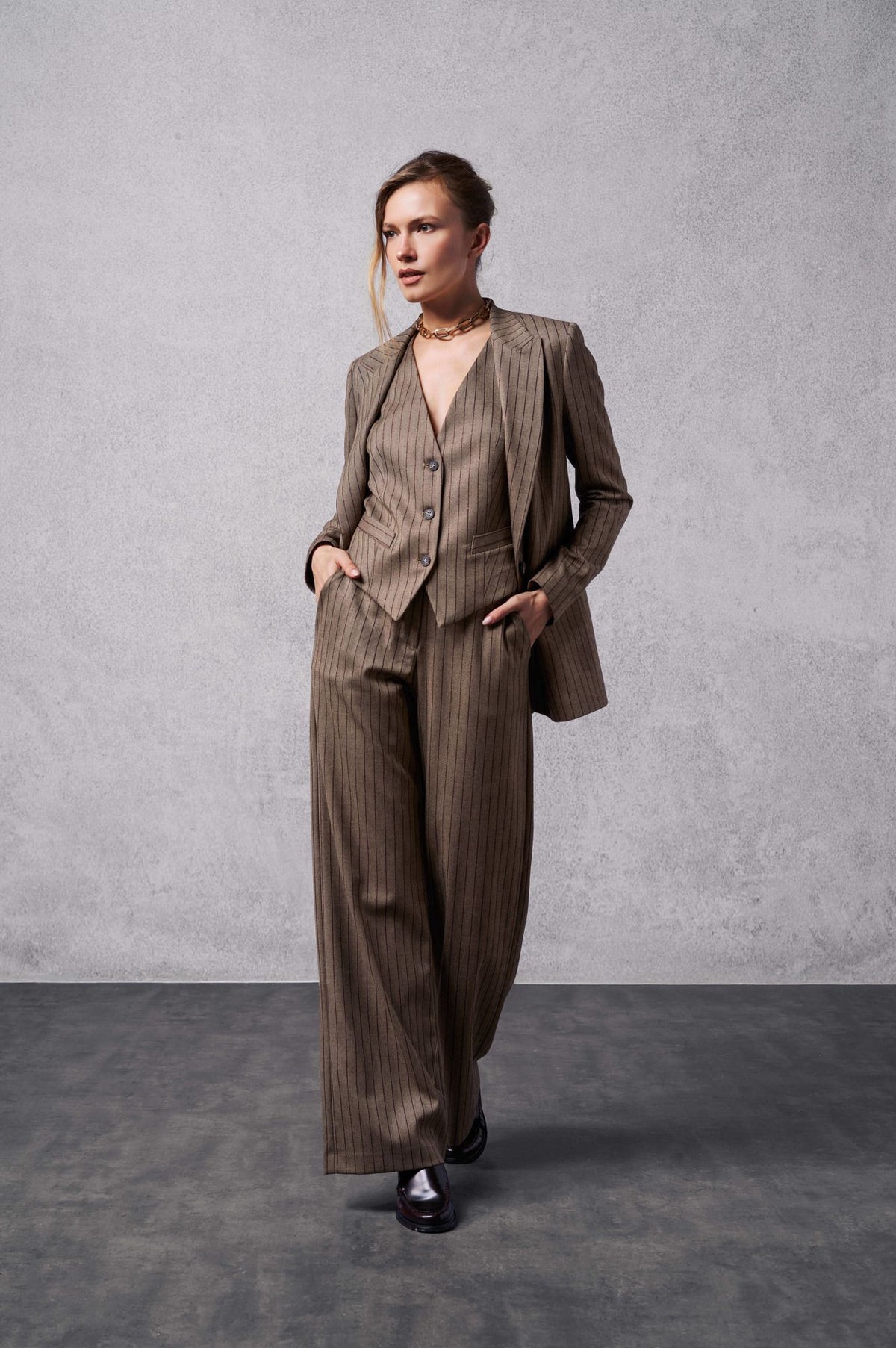 Pantalone ampio chevron a righe con lurex